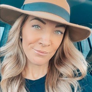 Meet your Posher, Natalie